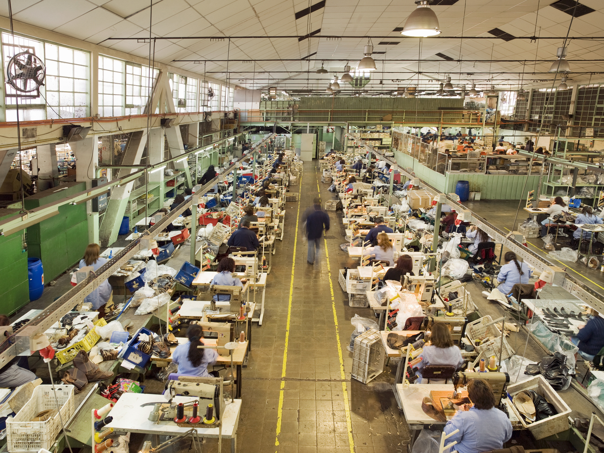 Trabajadoras en empresa textil