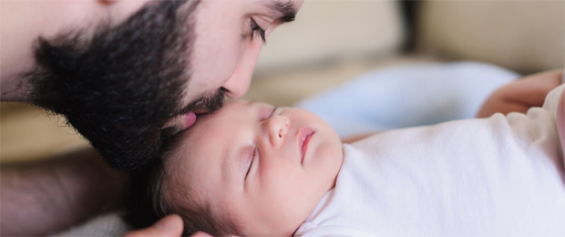 El permiso por paternidad asciende ya a 5 semanas.