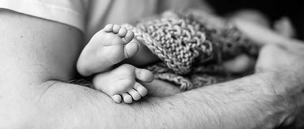 Las familias monoparentales tendrán dos semanas más en caso de hijo con discapacidad o de parto, adopción o acogimiento múltiple