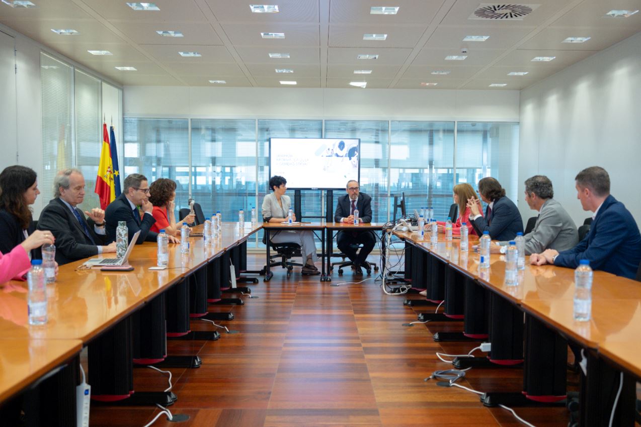 Foto de familia de los participantes en las jornadas