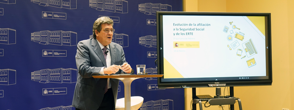 El ministro Escrivá durante la rueda de prensa