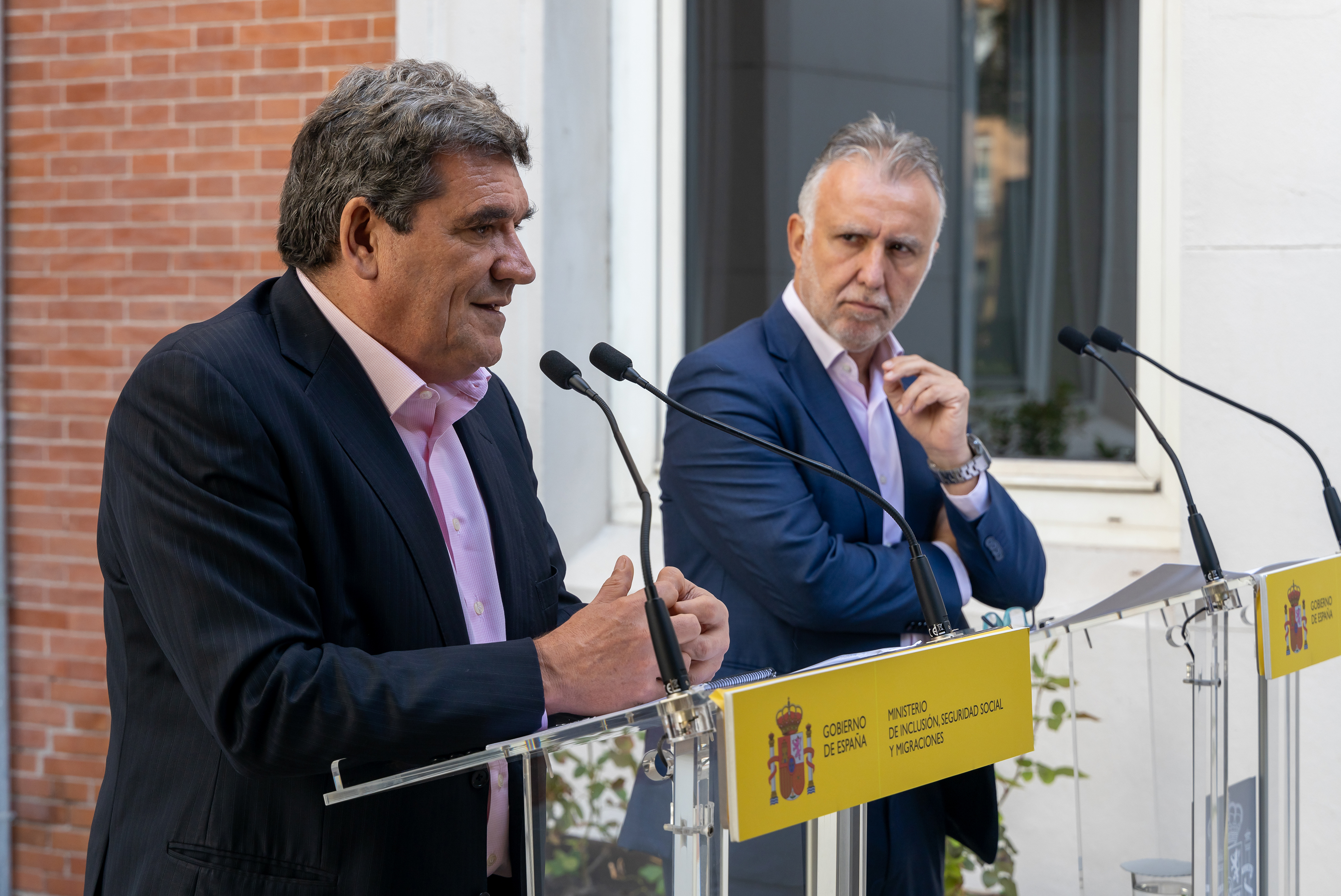 El ministro Escrivá con el presidente del Gobierno de Canarias, Angel Víctor Torres