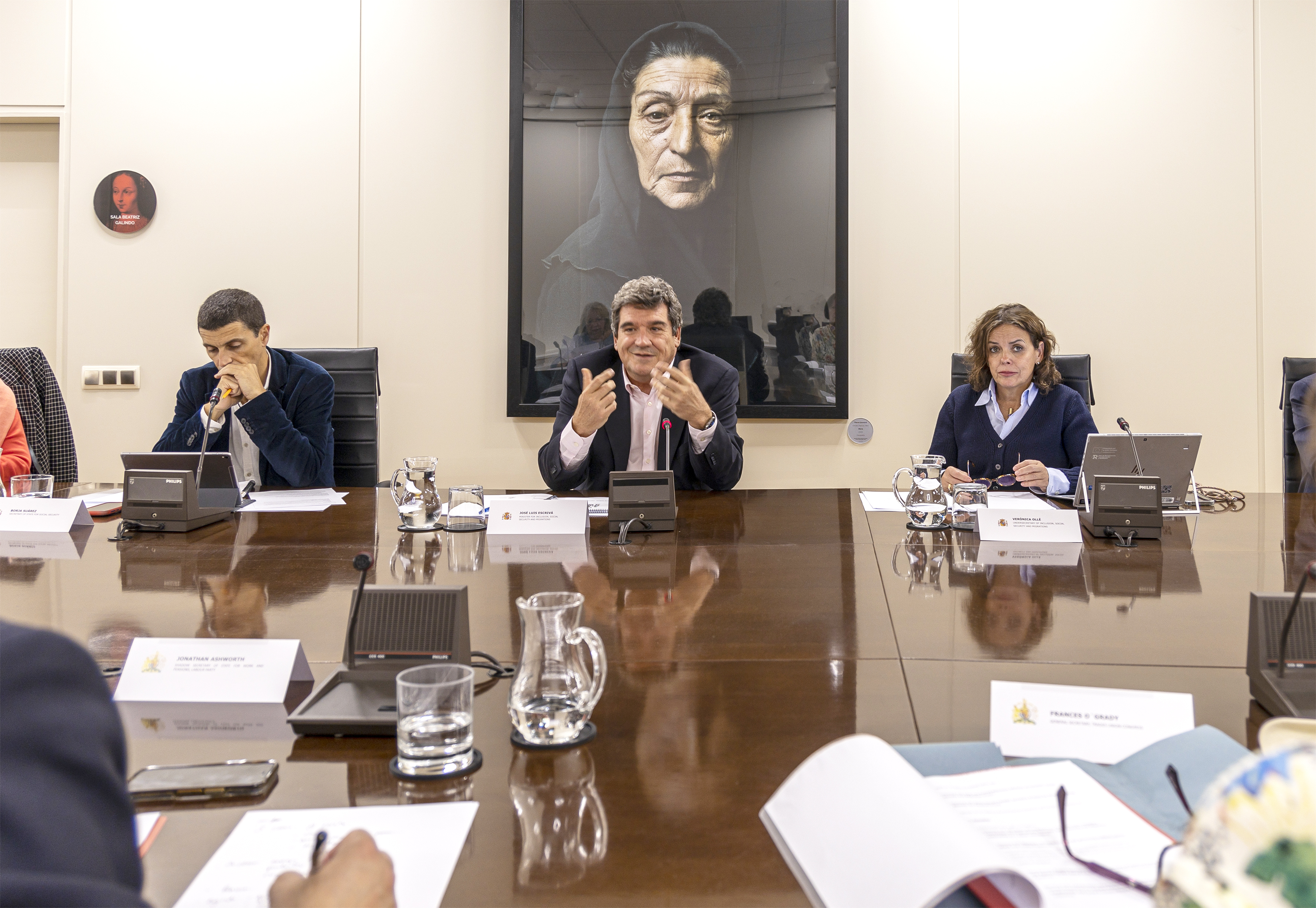 El ministro Escrivá junto al secretario de Estado, Borja Suárez y la subsecretaria del Ministerio