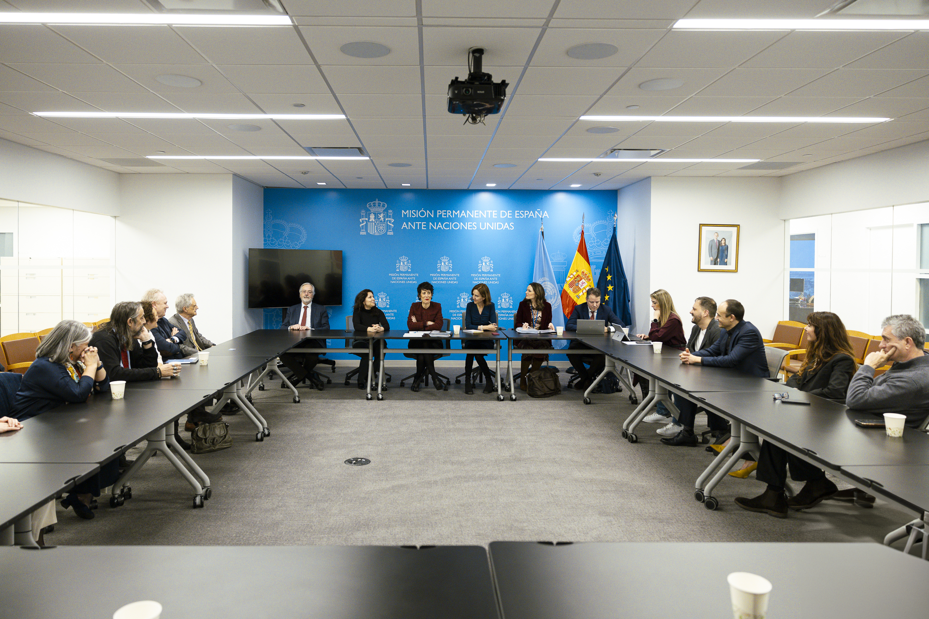 Elma Saiz, reunida con la colectividad española en Nueva York